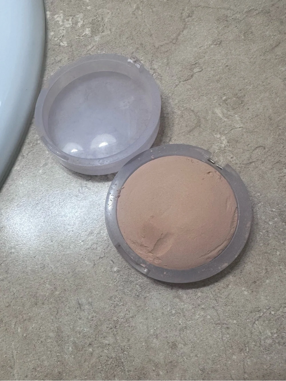 Cloud Set Baked Setting & Smoothing Powder in Comfy